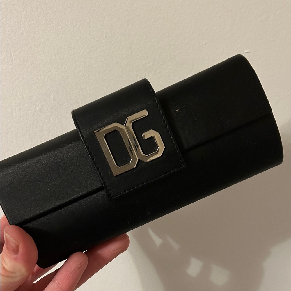 Dolce & Gabbana Black sunglasses with case